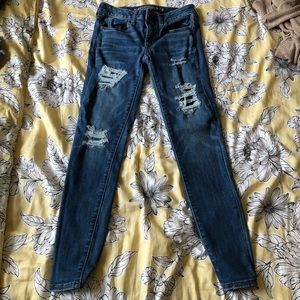 American Eagle distressed jeggings